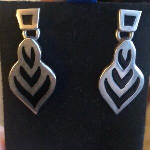 Beautiful Sterling Silver Vintage Earrings